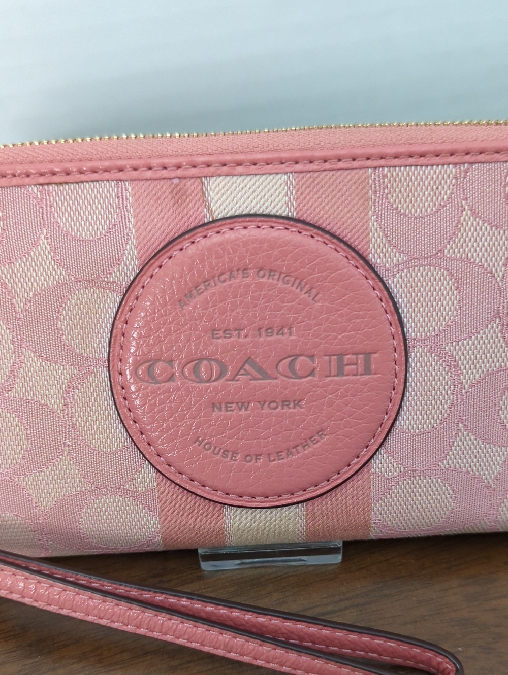 Coach Dempsey Large Phone Zip-Around Wallet . - Picture 2 of 11